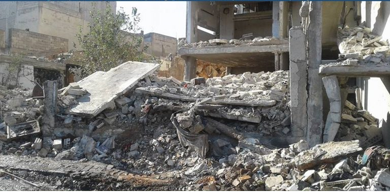 مكان التفجير الذي استهدف منطقة باب تدمر في حمص