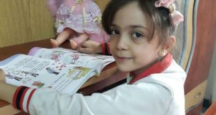 طفلة سورية تكشف مجازر حلب تويترياً